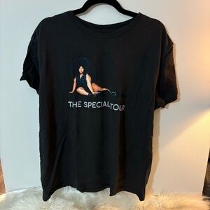 Lizzo Graphic T-shirt